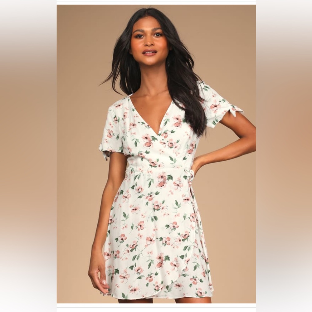 Lulu’s My Philosophy White Floral Print Wrap Dress